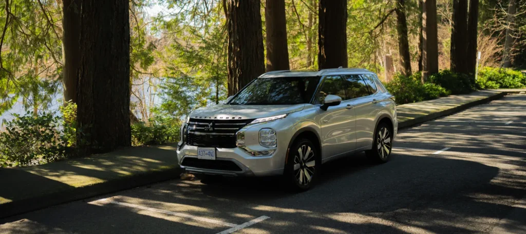 Mitsubishi Outlander PHEV 2026