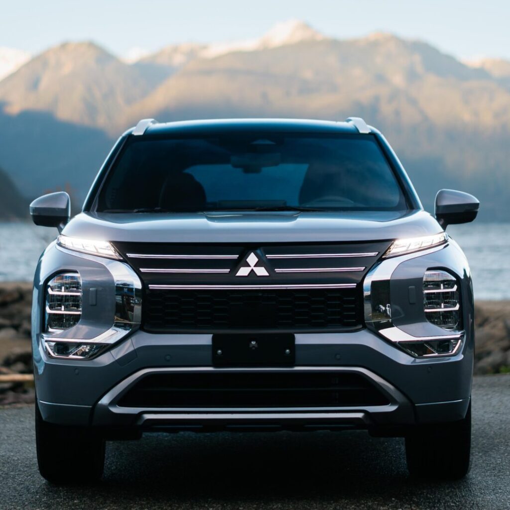 MY26 OutlanderPHEV Lifestyle DSC09380 Edit e1779471956379 1024x1024